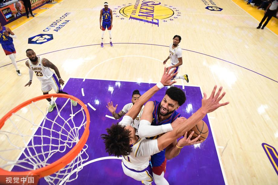 詹姆斯里程碑约基奇35+10 掘金力克湖人6连胜