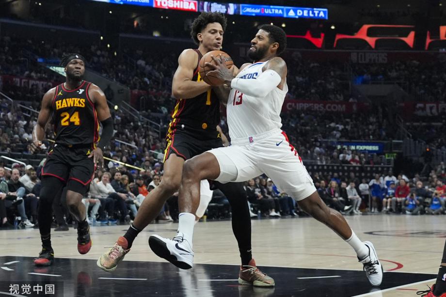 穆雷21+10卡椒54分哈登仅得9分 快船不敌老鹰