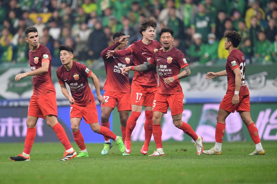 武磊双响张玉宁点射 北京国安2-2平上海海港