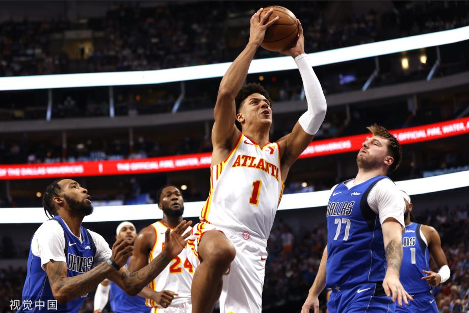 东契奇25+12欧文26分 独行侠力擒老鹰