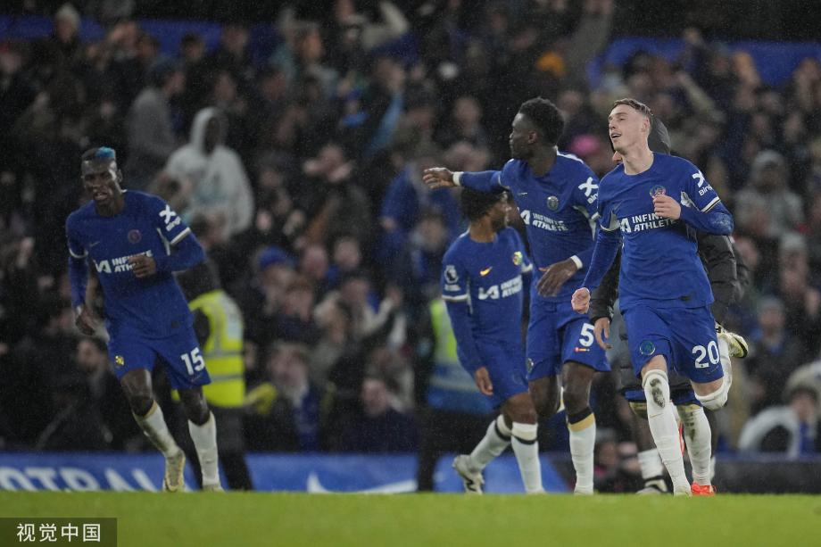 帕尔默戴帽+绝杀 切尔西主场4-3曼联