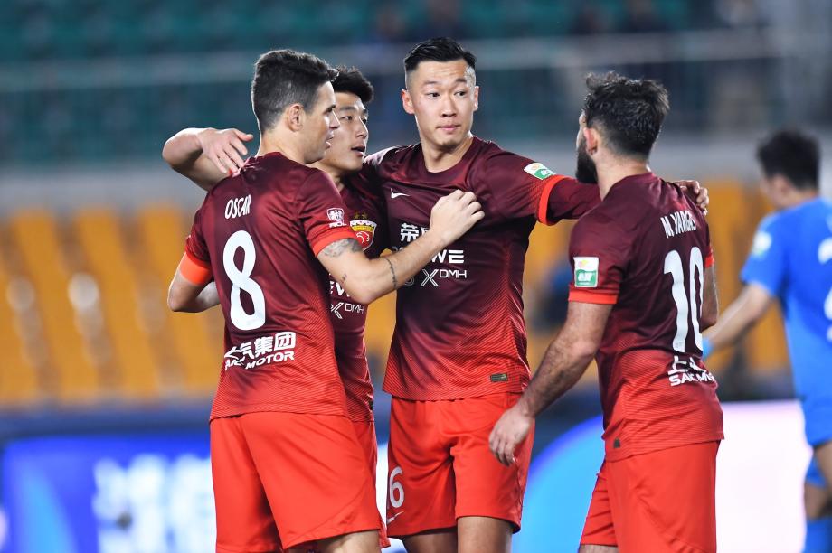 中超-武磊造两点球奥斯卡双响 海港3-0十人南通