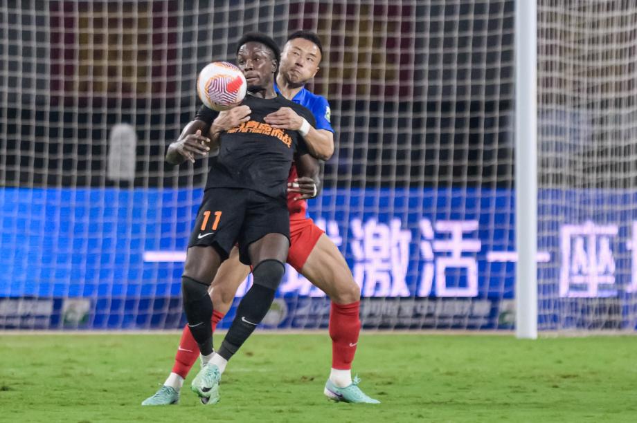 中超-保级战梅州0-0青岛 两队继续排名最后两位