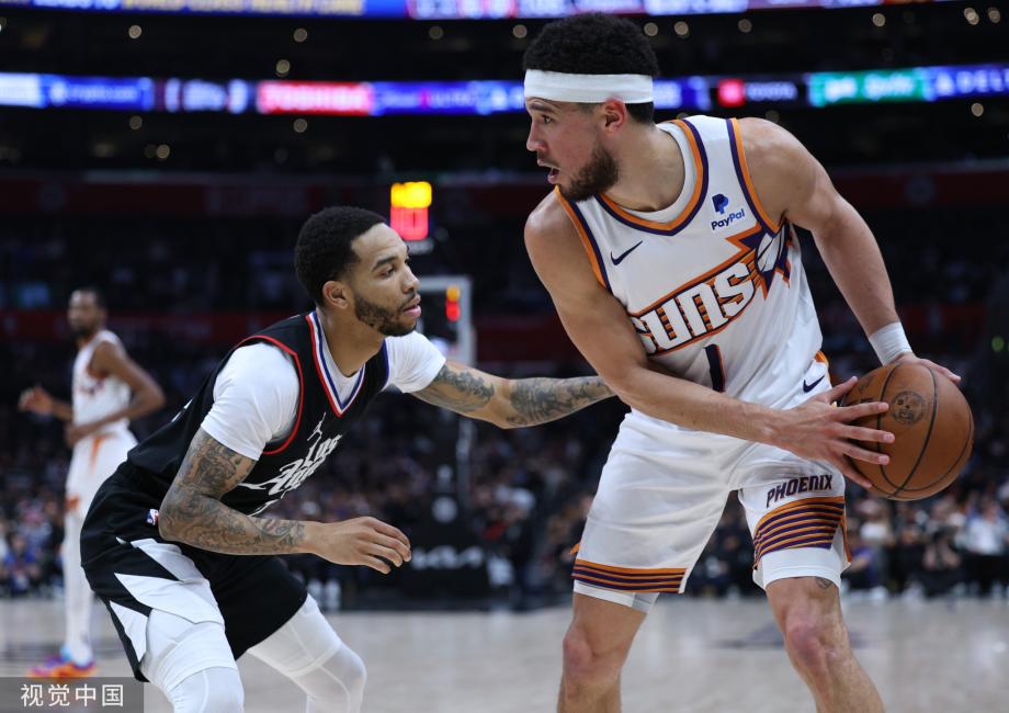 布克37分杜兰特24+9 太阳胜残阵快船