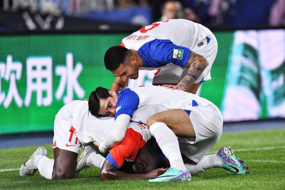 马莱莱闪击 上海申花2-0南通支云领跑积分榜