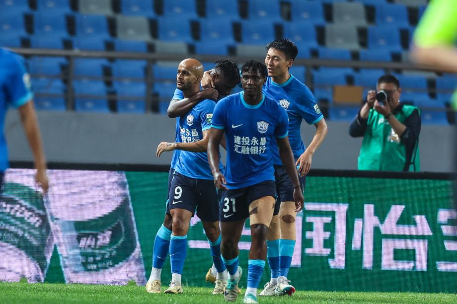 迈达纳头球梅开二度 河南客场击败沧州雄狮