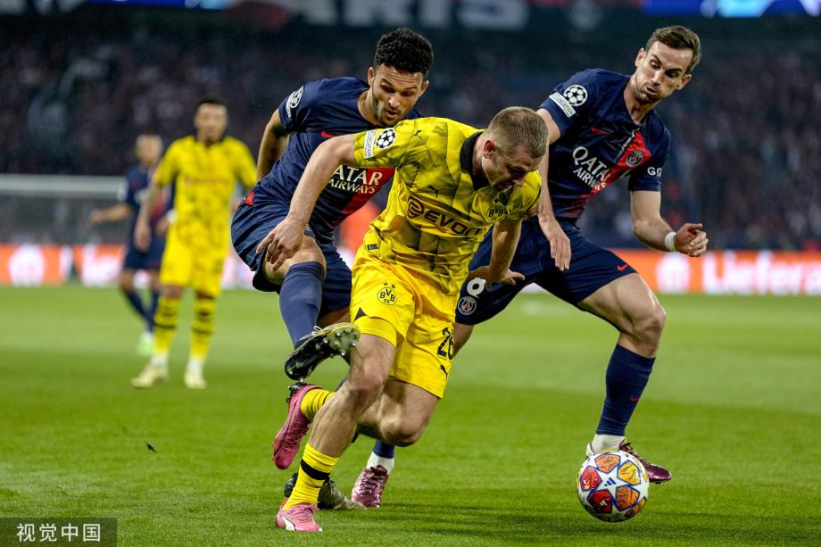 胡梅尔斯破门 多特总比分2-0晋级欧冠决赛