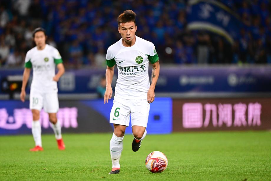 中超-莱昂纳多制胜 沧州0-1不敌浙江5轮不胜