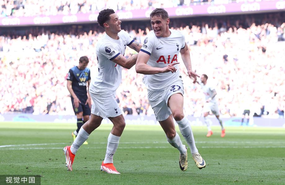 连败终结！范德文绝杀 热刺2-1送伯恩利降级