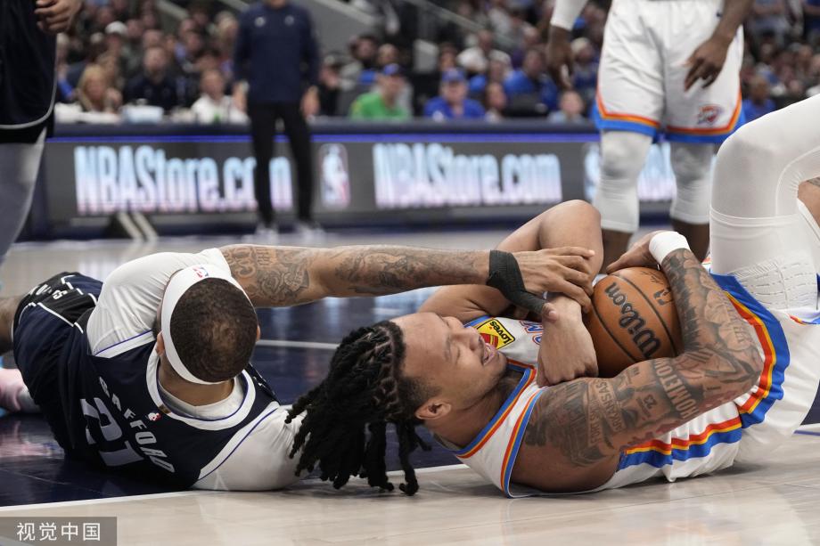 东契奇丢关键罚球 雷霆逆转独行侠总分2-2