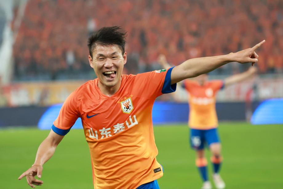 克雷桑建功李源一郑铮进球 泰山3-0浙江8轮不败