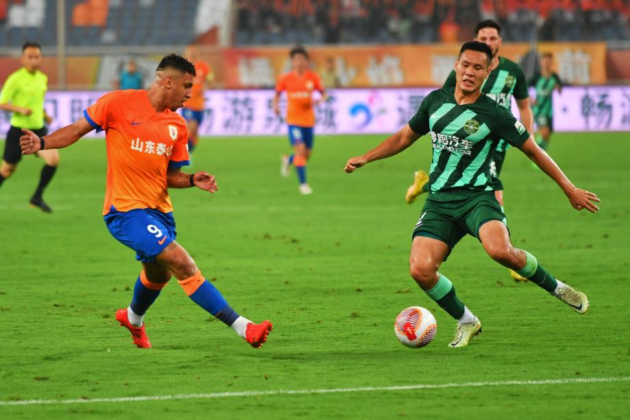 克雷桑建功李源一郑铮进球 泰山3-0浙江8轮不败