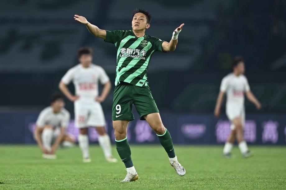 中超-莱昂纳多双响高迪破门 浙江队3-1逆转亚泰