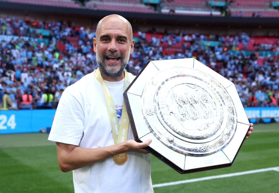 社区盾杯-曼城点球大战8-7击败曼联夺冠