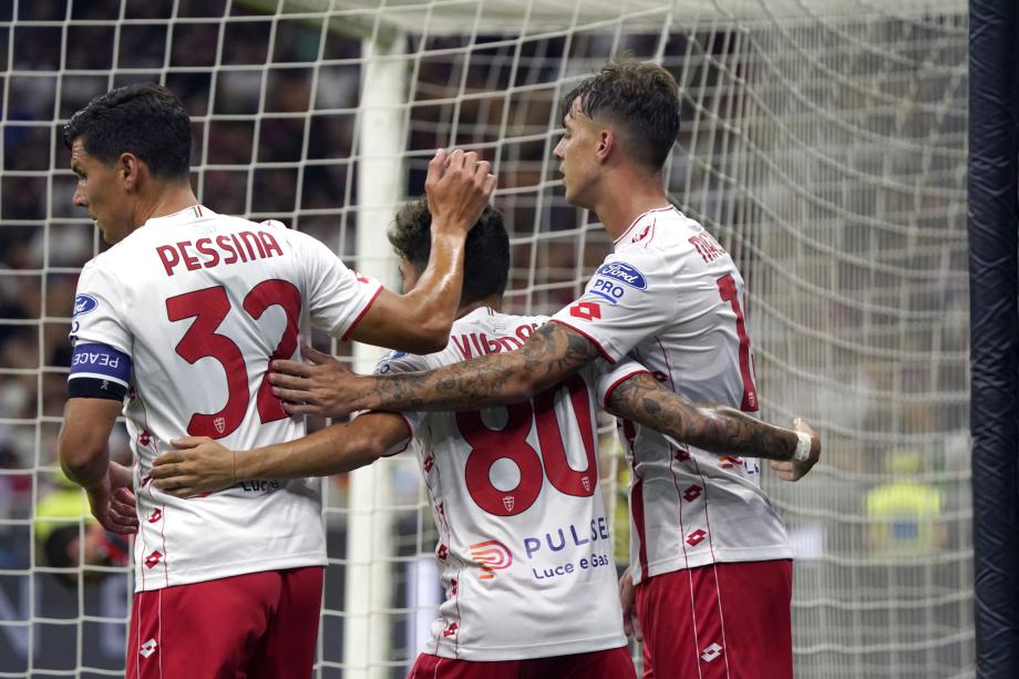 贝卢斯科尼杯-小马尔蒂尼破门 AC米兰3-1蒙扎