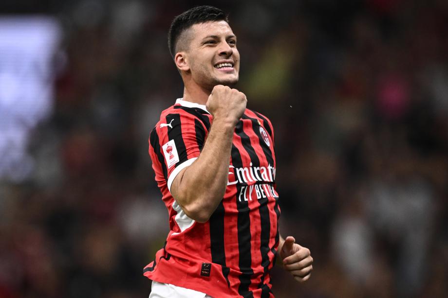 贝卢斯科尼杯-小马尔蒂尼破门 AC米兰3-1蒙扎