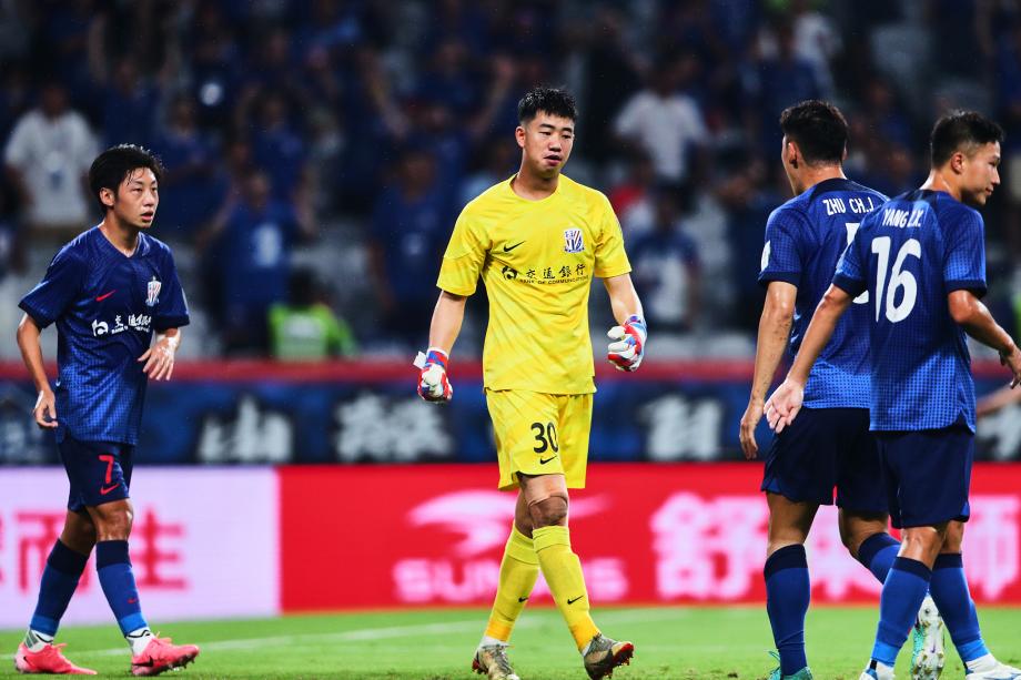 足协杯-特谢拉建功张玉宁破门 申花2-1国安进四强