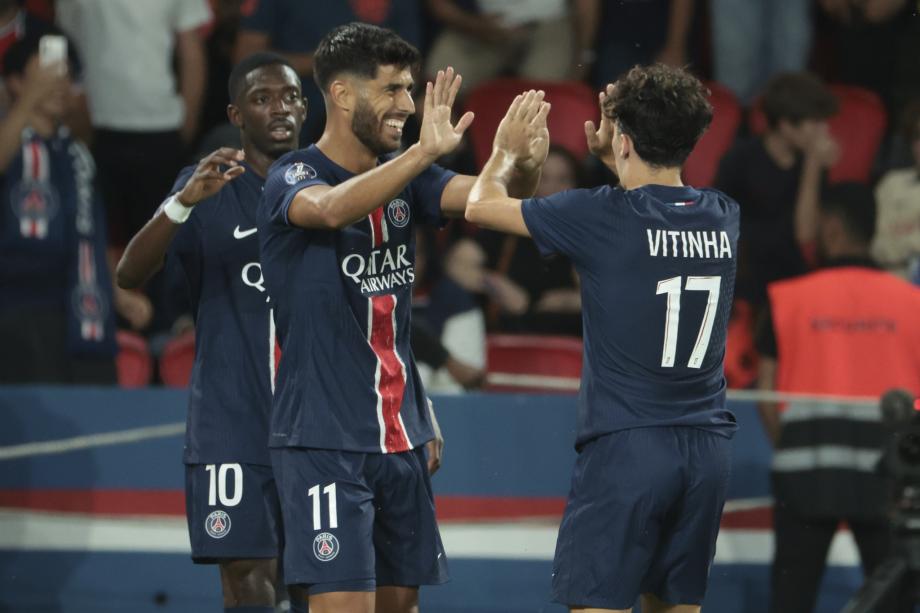 法甲-巴尔科拉双响 巴黎6-0蒙彼利埃两连胜