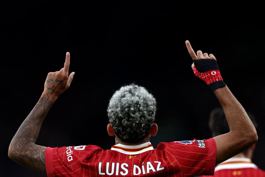 迪亚斯传射萨拉赫破门 利物浦收获两连胜