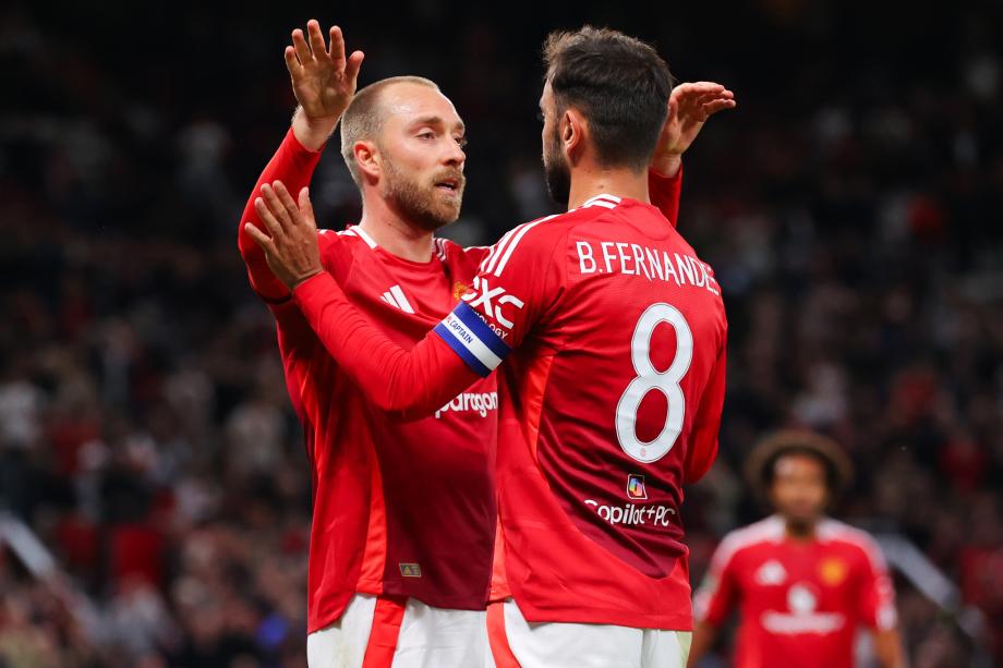 联赛杯-加纳乔埃里克森双响 曼联7-0巴恩斯利