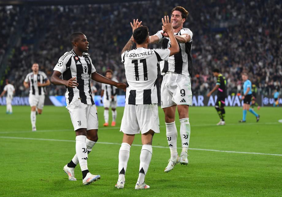 伊尔迪兹世界波 尤文3-1埃因霍温取开门红