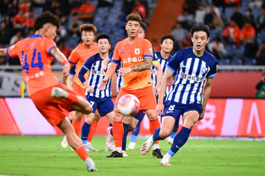 山东泰山0-0武汉三镇 近6轮仅1胜失争三可能