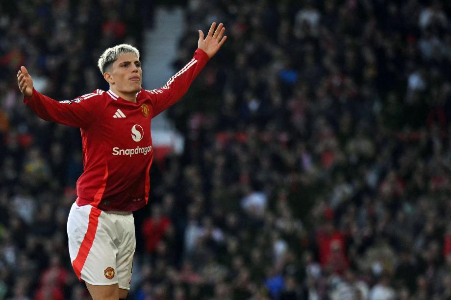 加纳乔霍伊伦破门 曼联主场2-1终结5场不胜