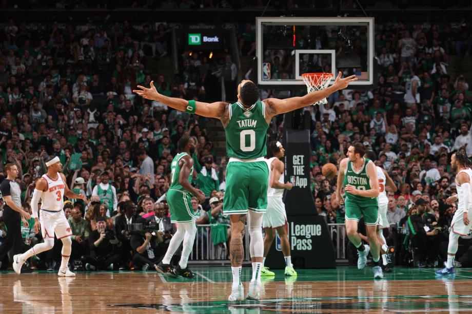 塔图姆37分10助攻 凯尔特人揭幕战轻取尼克斯