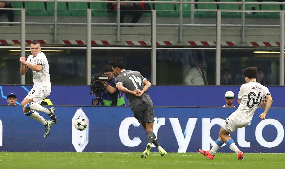 赖因德斯双响普利西奇破门 米兰3-1十人布鲁日