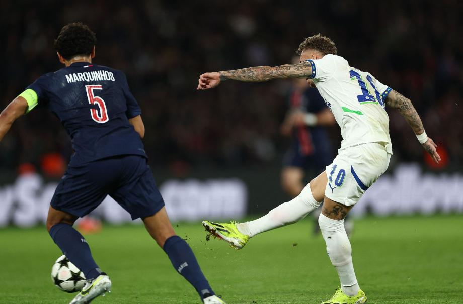 阿什拉夫远射破门 巴黎圣日耳曼1-1埃因霍温