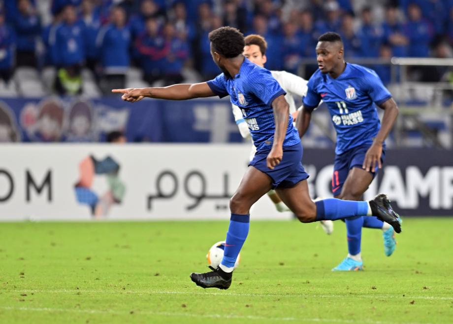 亚冠-汪海健建功 申花2-0十人川崎主场10连胜