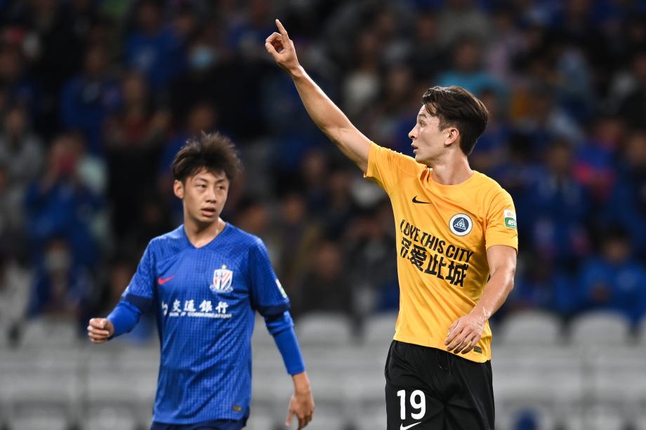 上海申花2-2遭深圳新鹏城逼平 积分榜跌至第2