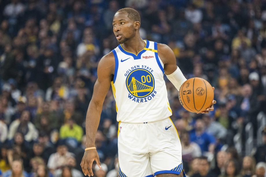 哈登23+11+7库里伤退 勇士负快船吞赛季首败