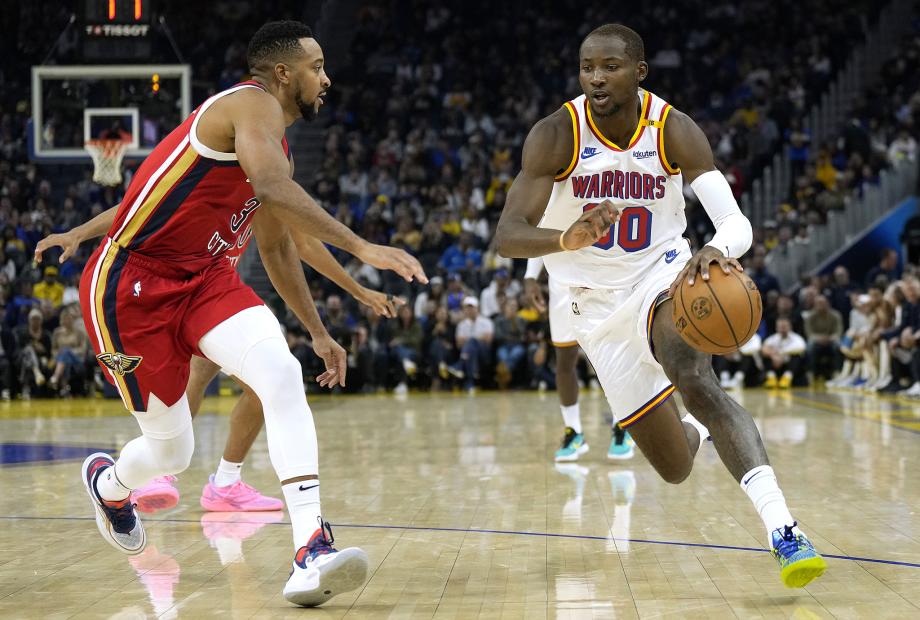 五人得分上双希尔德28分 勇士主场逆转鹈鹕