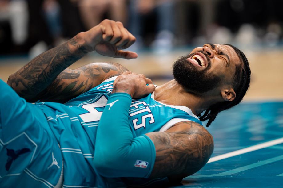 鲍尔31分塔图姆34+11 黄蜂不敌凯尔特人