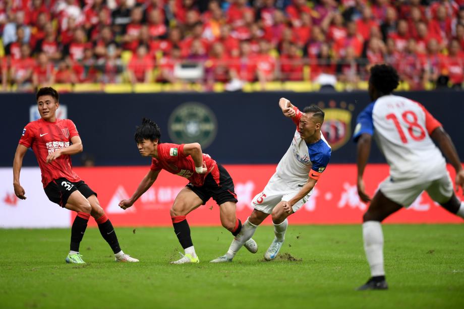 于汉超替补建功 申花2-1逆转蓉城仍无缘冠军