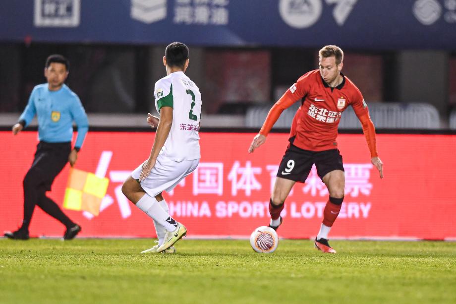 长春亚泰2-2遭浙江连扳两球追平 联赛第9浙江第7