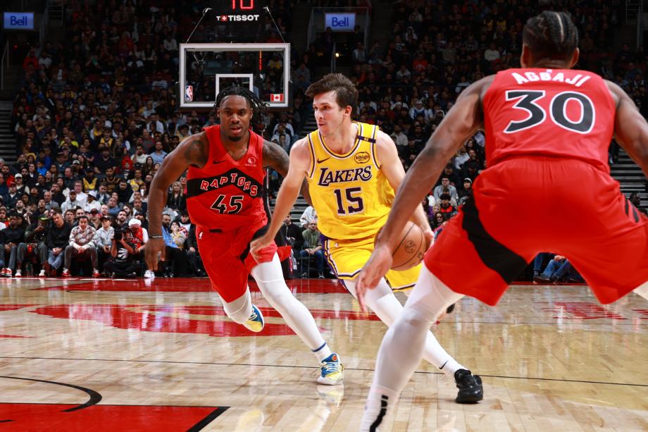 浓眉38+12詹姆斯27+10 湖人力克猛龙终结连败