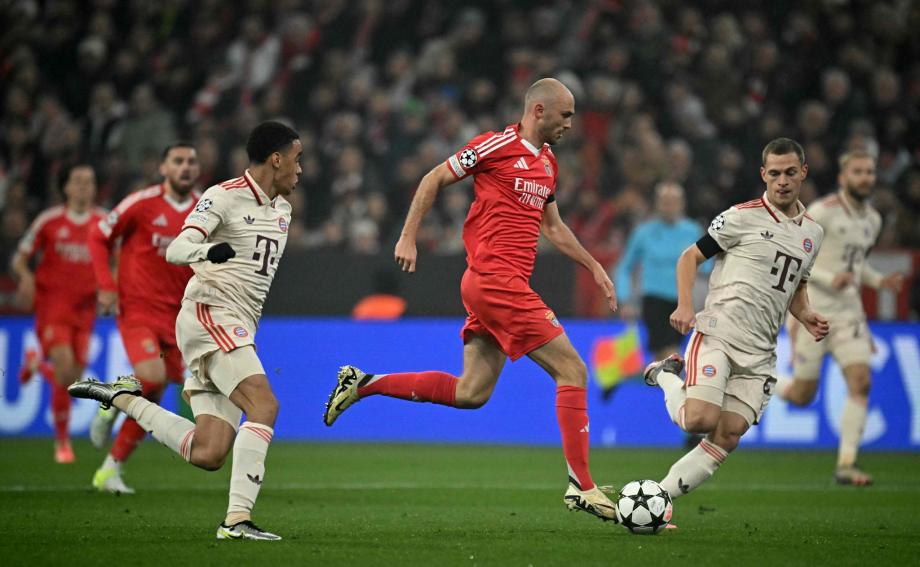 欧冠-穆西亚拉头球制胜 拜仁1-0本菲卡