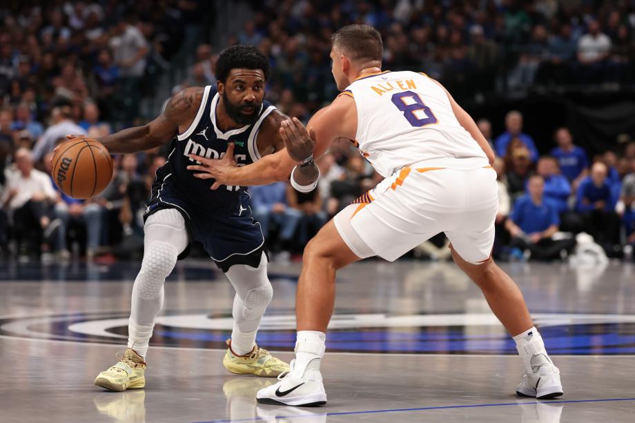 杜兰特26分欧文29+7 太阳险胜独行侠取7连胜