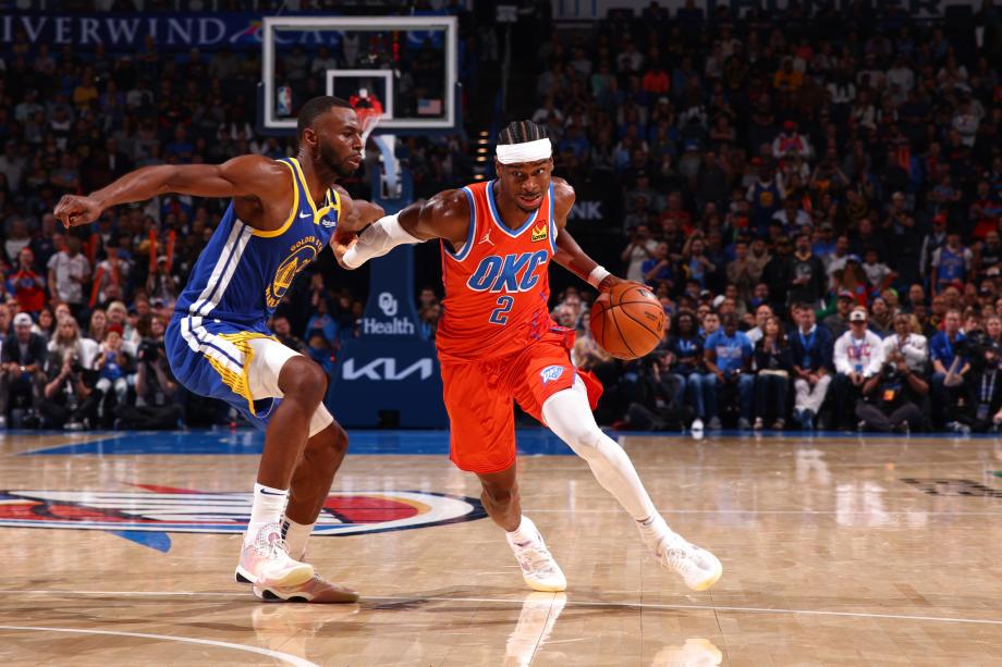 库里36+7霍姆格伦伤退 勇士克雷霆升至西部第2