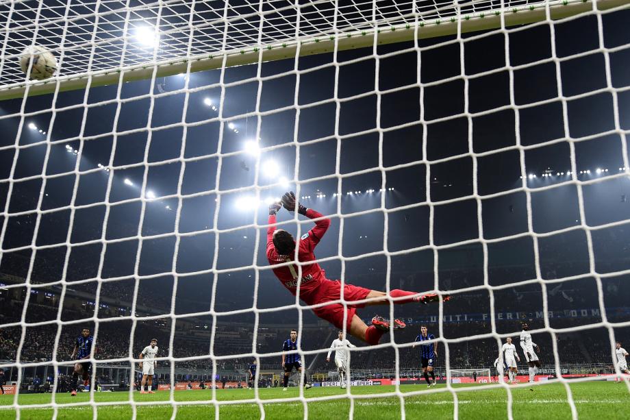 意甲-麦克托米奈推射破门 那不勒斯战平国米