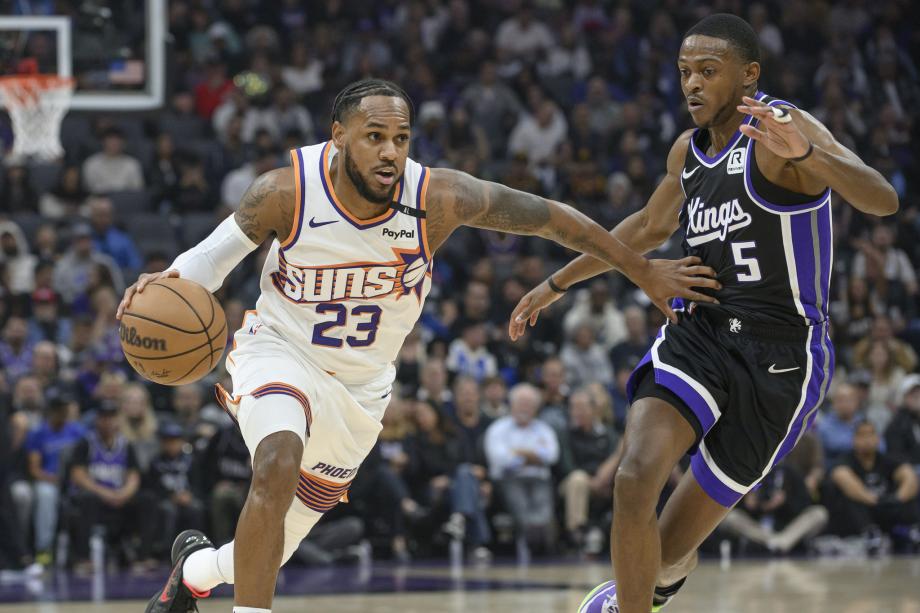 福克斯29+10布克18分 杜兰特比尔缺阵太阳不敌国王