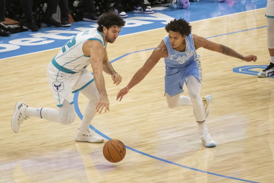 开局15连胜历史第二长 骑士4人20+大胜黄蜂