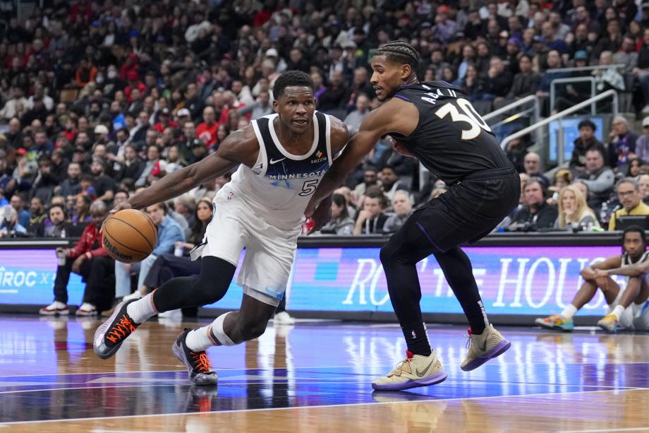 巴雷特31分爱德华兹26分 猛龙胜森林狼