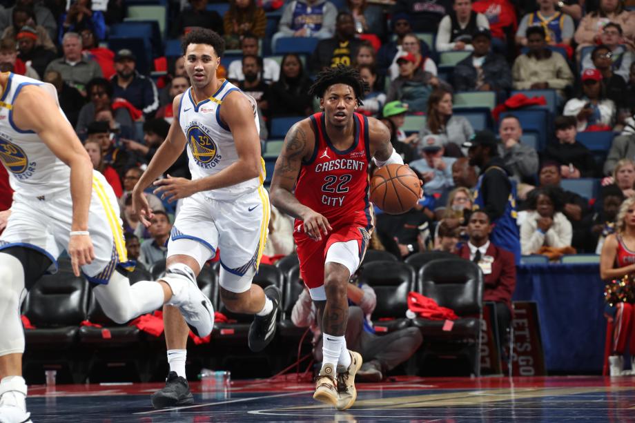 库里19+7+7维金斯30分赛季新高 勇士险胜鹈鹕