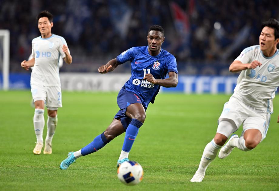 亚冠-马莱莱屡失良机 申花1-2遭蔚山逆转