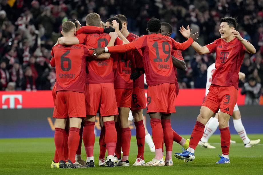 3人传射建功 拜仁慕尼黑主场5-1轻取莱比锡