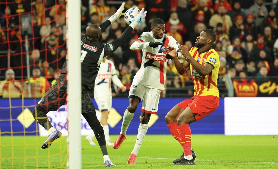 法国杯-萨福诺夫两扑点 巴黎淘汰朗斯晋级