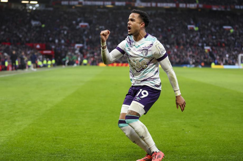 3分钟连丢2球 曼联0-3不敌伯恩茅斯近4轮3负